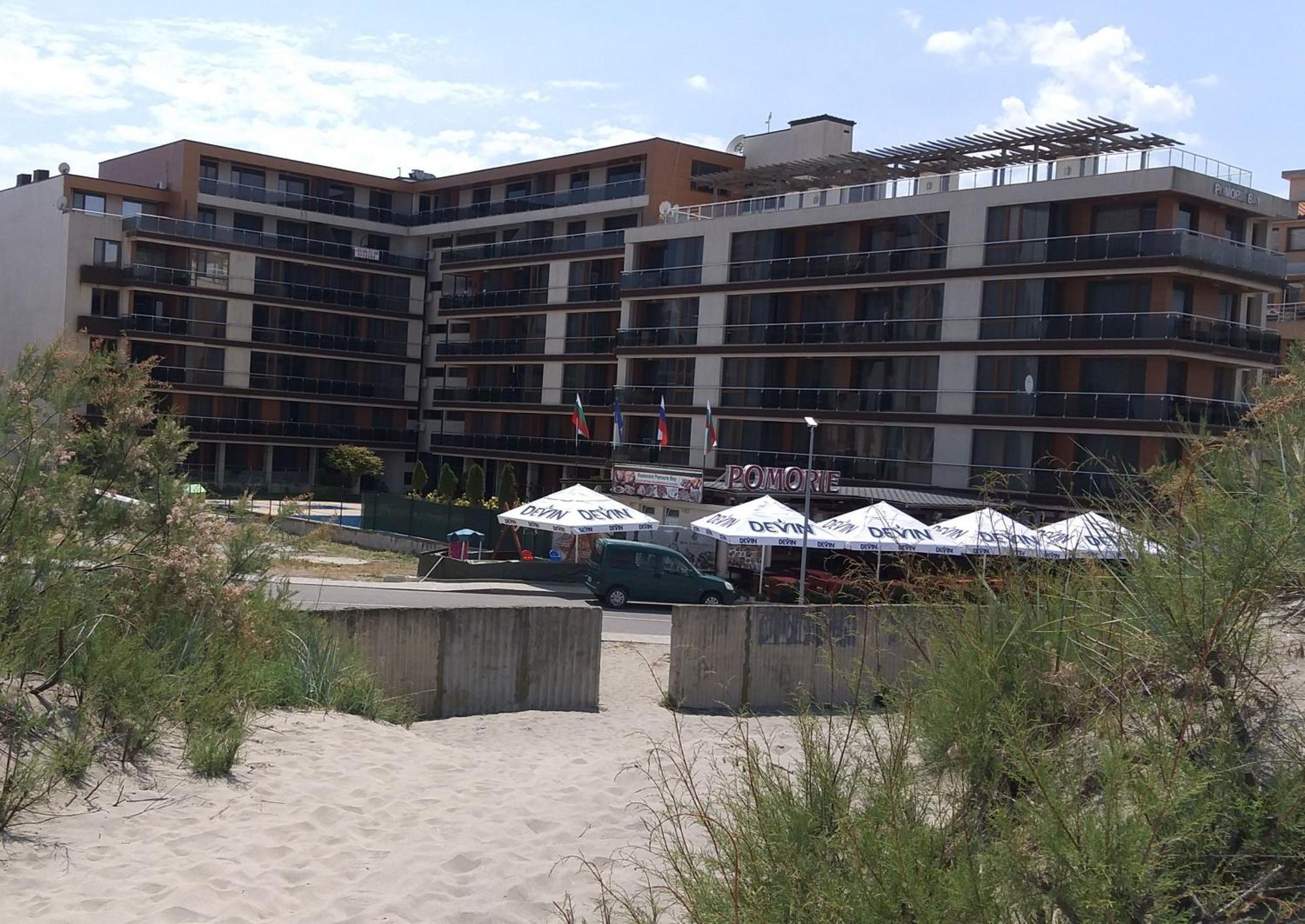 Apartamenti V Pomorie Plažen Complex Daire Dış mekan fotoğraf